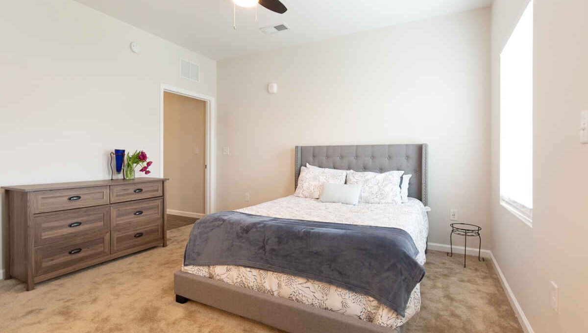 3554 Austin Davis Ave.-0422