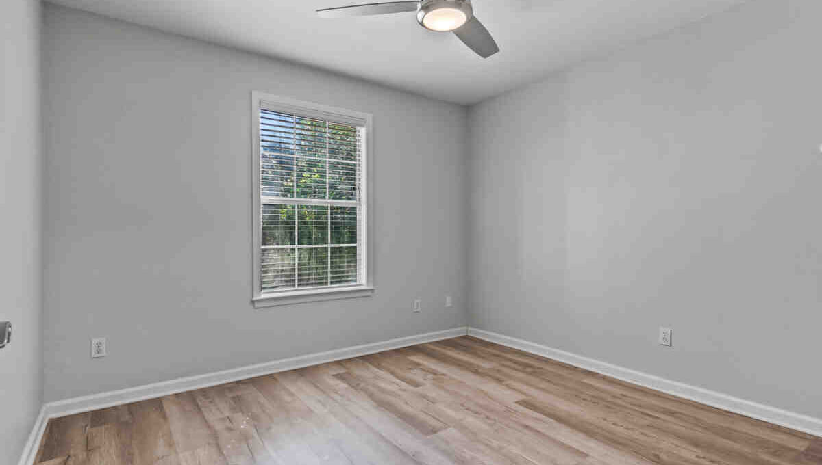 Interiors (12 of 32)