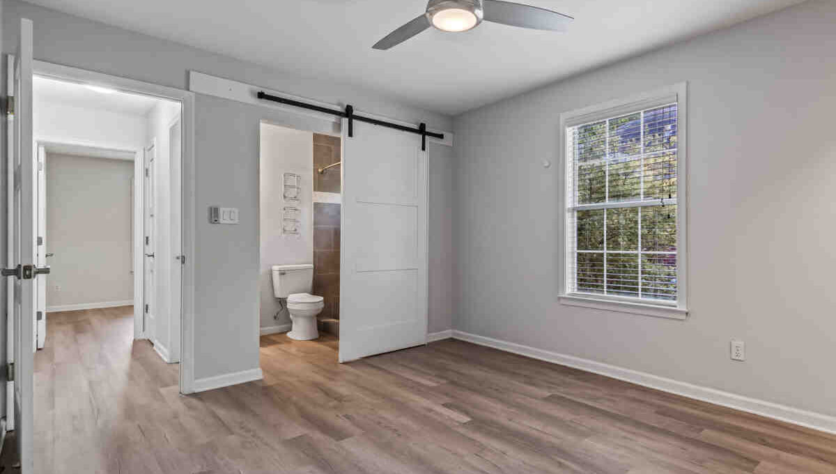 Interiors (15 of 32)