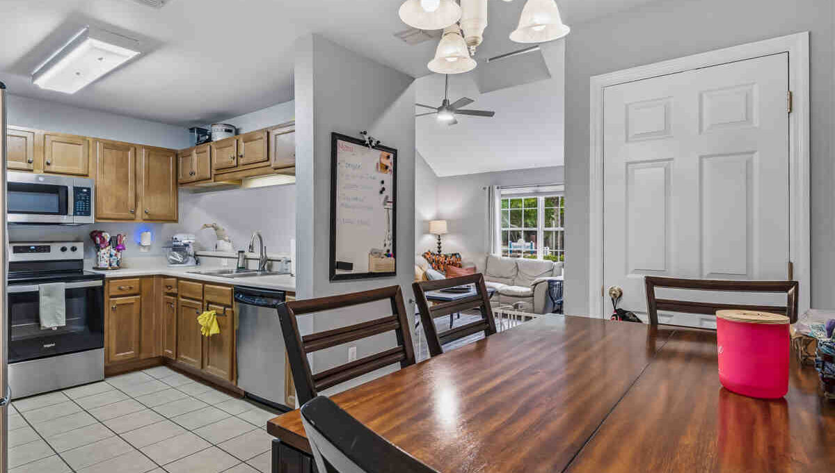 Interiors (25 of 32)