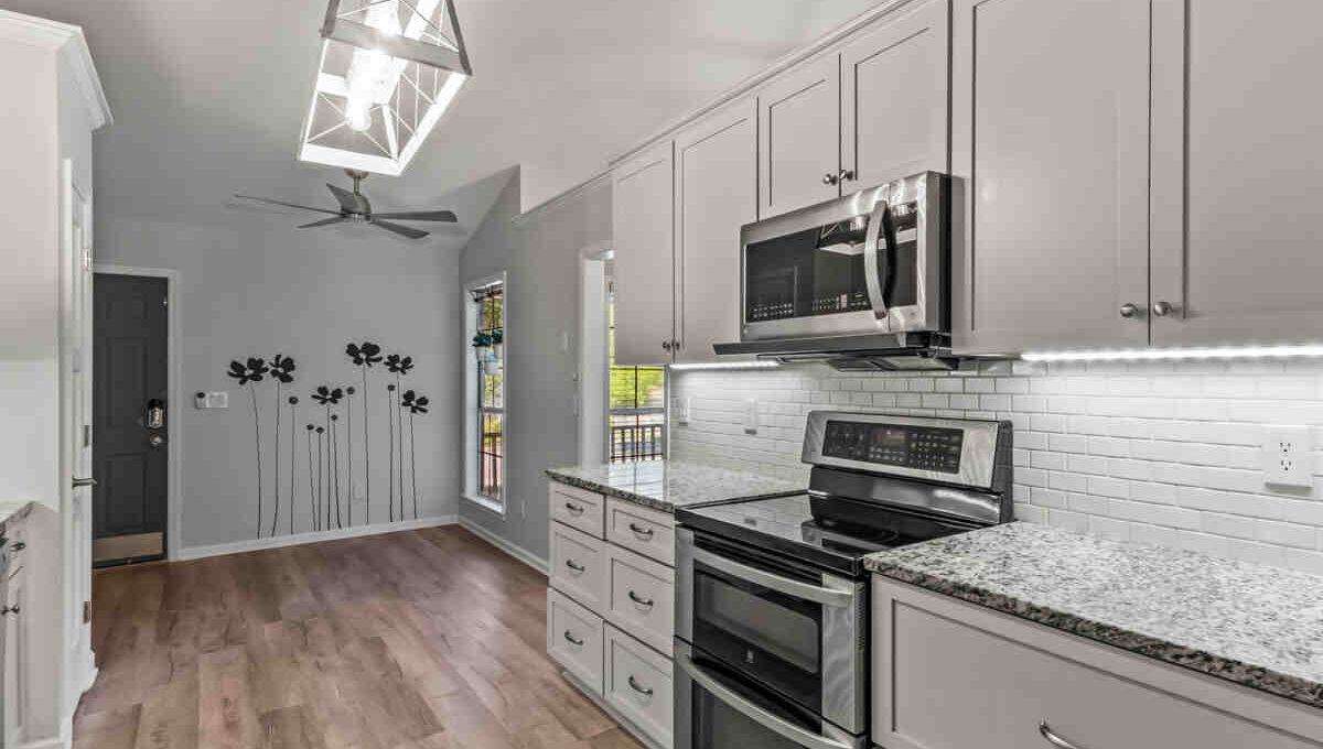 Interiors (26 of 32)